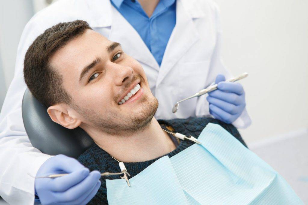 آیا تمام دندانپزشکان این امکان را دارند تا لمینت دندان را انجام دهند؟
